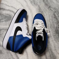 Never Worn Nike Court Visions Size 11