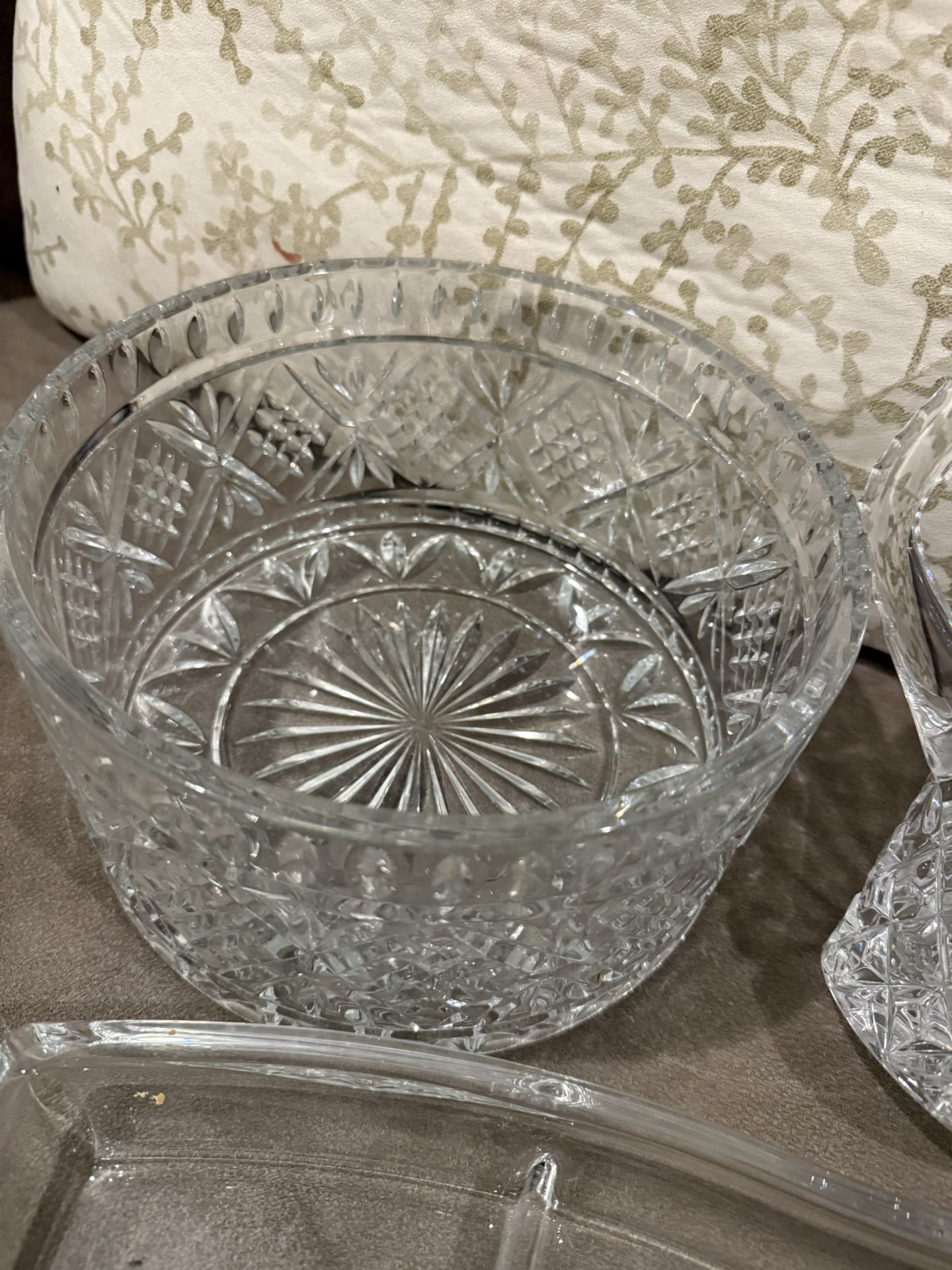 Heavy Crystal Glass Bowl & Pitcher Set + Serving Tray ✨