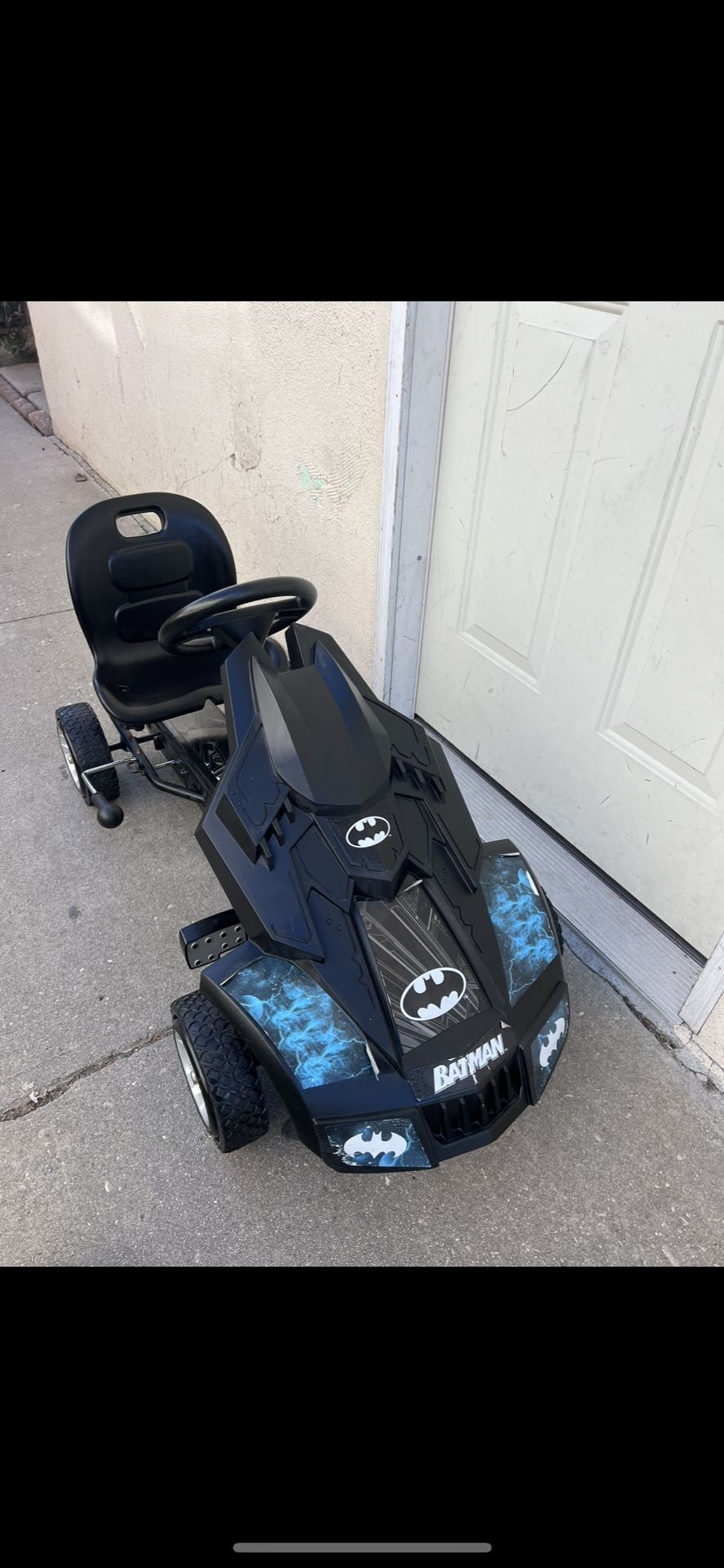 BATMAN HAUCK BATMOBILE RIDE TRICICLE