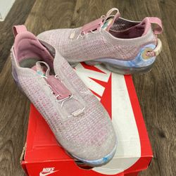 Nike Fly Knit 7.5