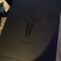 Kobe lakers Away  size 12