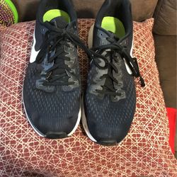 Nike Zoom Size 10.5
