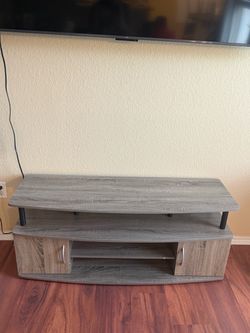 Tv stand