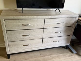 Modern 6 Drawer Dresser Light Oak Finish Storage Chest