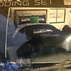 Seahawks 5 Piece Queen Bedding Set
