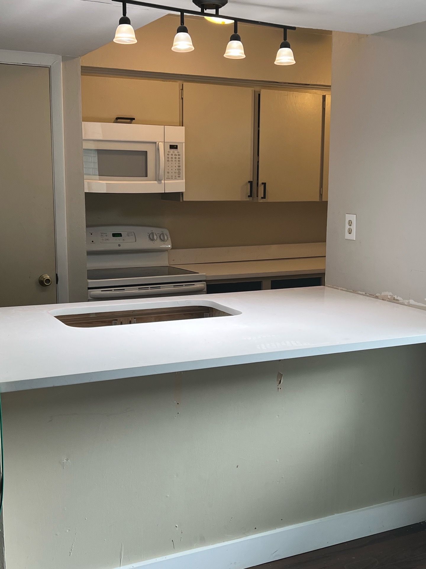 Oven and Microwave