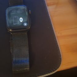 Apple Watch SE 