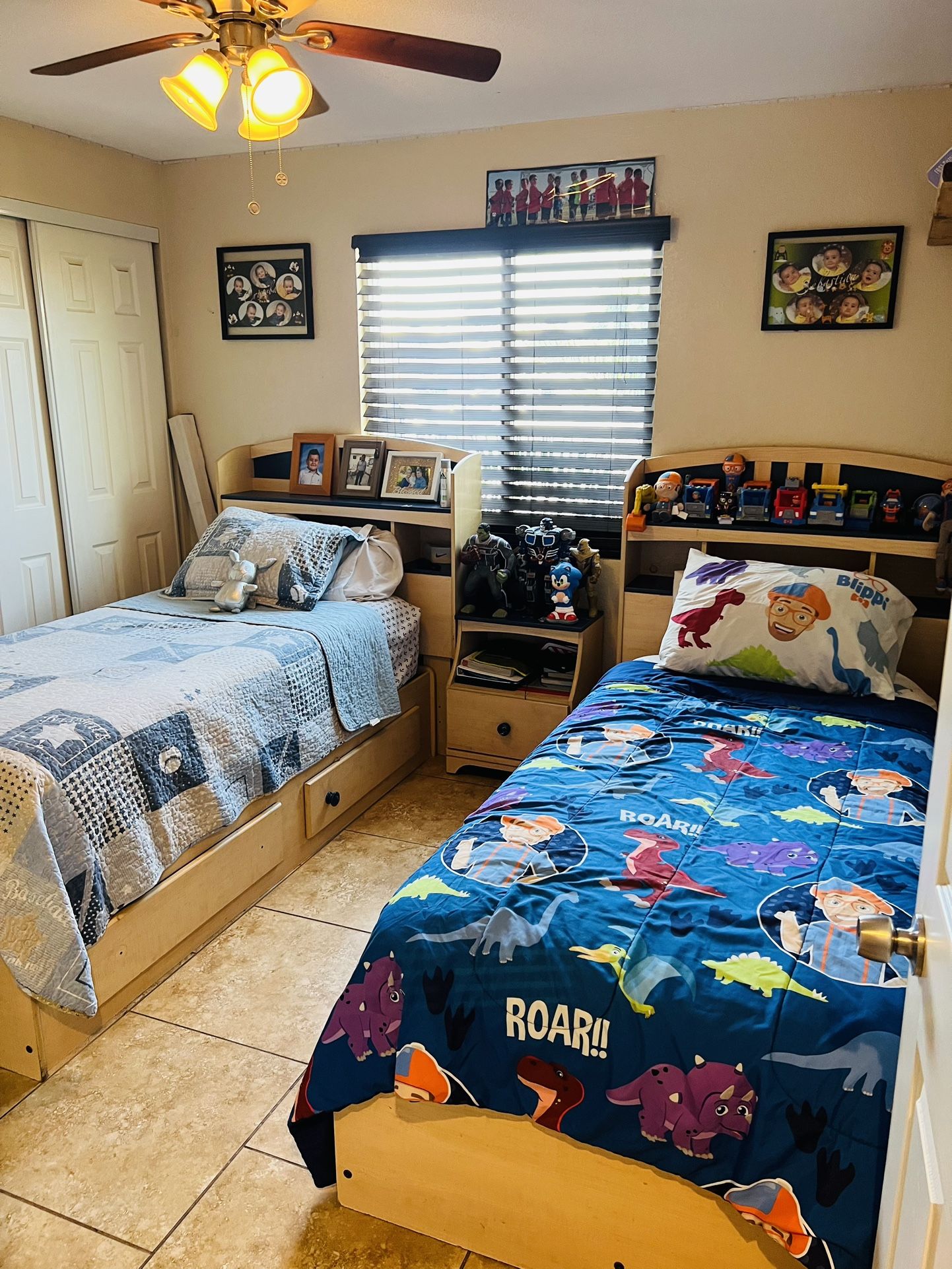 Twin Beds With Night Stand