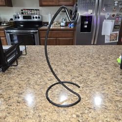 Banana Hanger Stand – Metal Countertop Fruit Holder