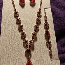 Rhinestone Necklace And Bracelet Set 