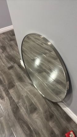 30 Inch Round Wall Mirror