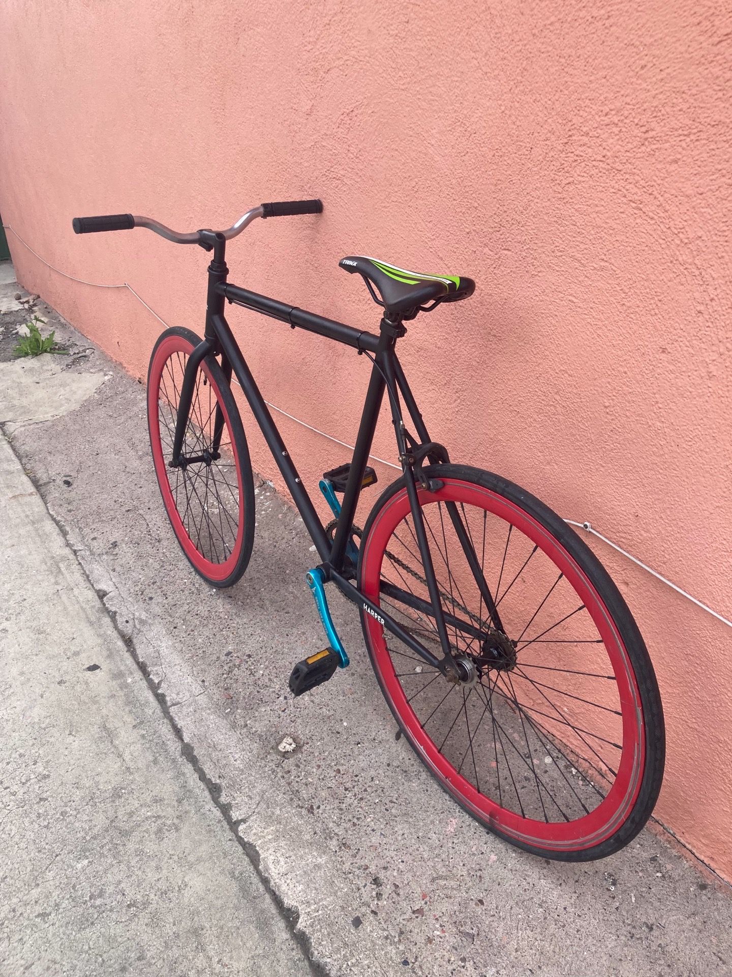 Fixie bike 57cm frame 700x25c tires good condition ready to ride