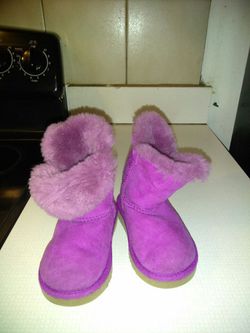 UGG boots for little girl's