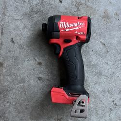 Milwaukee M18 FUEL 18V Lithium-Ion Brushless Cordless 1/4 in. Hex Impact Driver (Tool-Only)