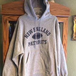 Adult New England Patriots Vintage Pullover Hoodie 