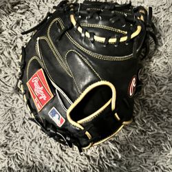 Rawlings Heart Of The Hide Catchers Glove 