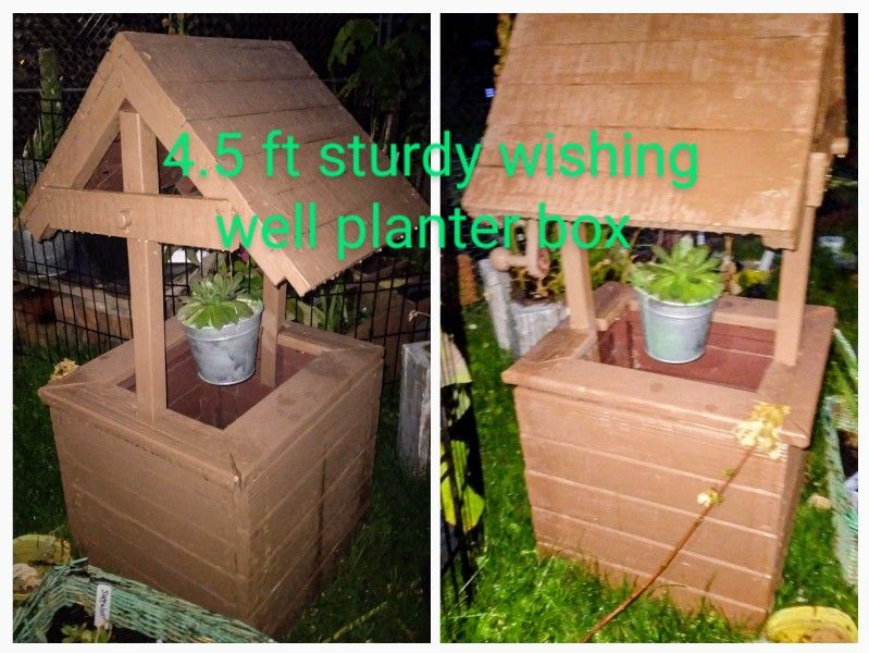 Large Wishing Well Planter/ Yard Decor