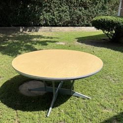 Vintage Mid Century Modern  Art Deco Round Table