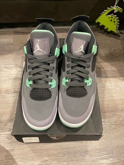 Retro 4 Green Glow
