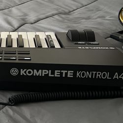 Komplete Kontrol A-49 Controller Keyboard 