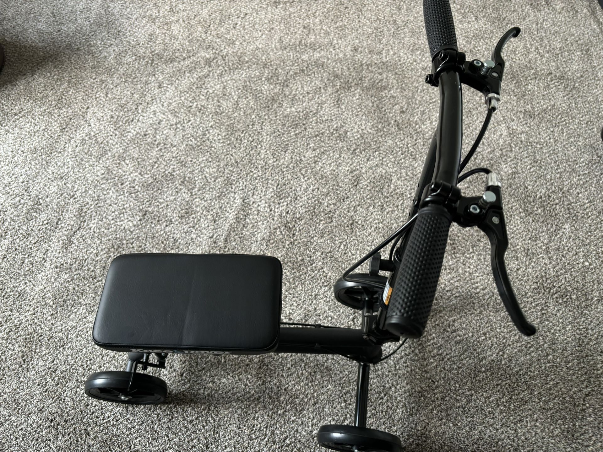 Knee Scooter