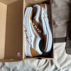 Old Skool Bolt Vans For Saleee