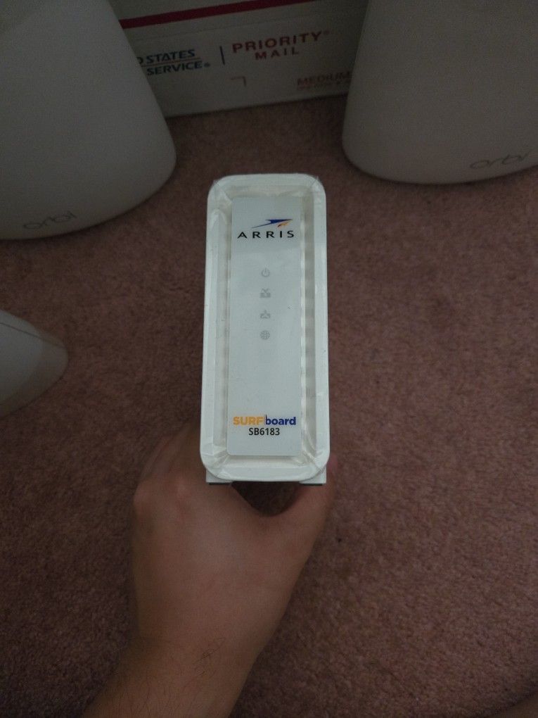 Arris Surfboard SB6183 Modem