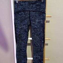 Lululemon Train Times 7/8 Pant 25” – Illuminate Multi Black / Black - Size 6