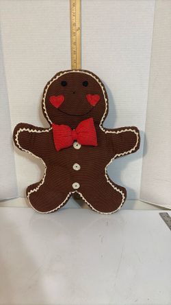 GINGERBREAD PILLOW