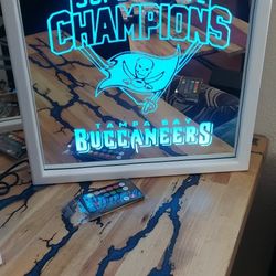 Super Bowl Buccaneers Etched Lighted Mirror