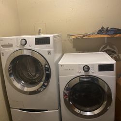 Smart LG  Front Load Washer And Dryer W/1cu. ft.  Washer Pedestal