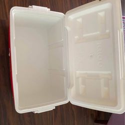 Red Igloo Cooler 