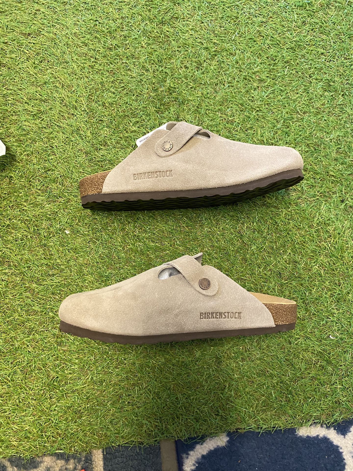 Size 9 Men’s / EU 40 Birkenstock Bostons