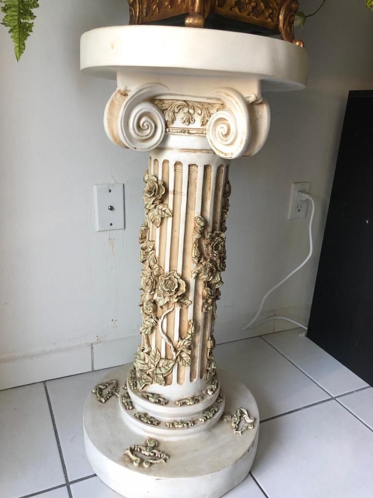 Ramo De Flor Con Pedestal