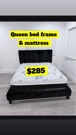 Queen bed frame /