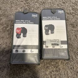 MMA GLOVES SZ S/M  brand new