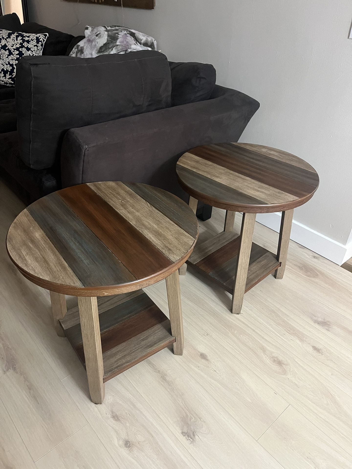 Side Tables 