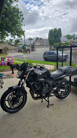 2008 Yamaha FZ6 Streetfighter – Two Brothers Exhaust – 32K Miles – Clean Title