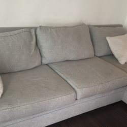 Everything must go - Sectional Couch