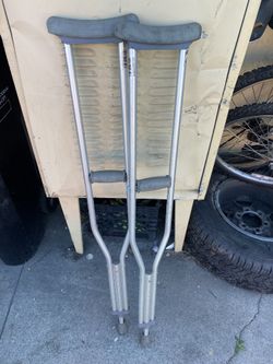 Muletas $30