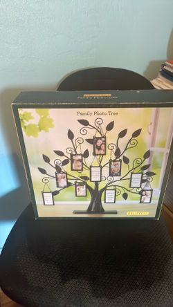 Family foto tree stand