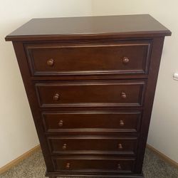 5 Drawer Dresser