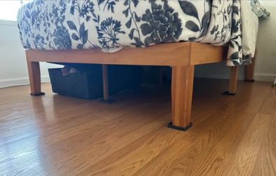 Wood bedframe and mattress FULL