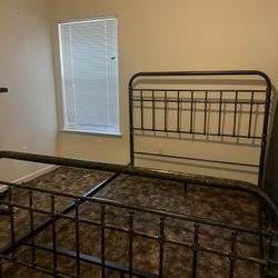 Free Queen Bed Frame Head/Foot Board