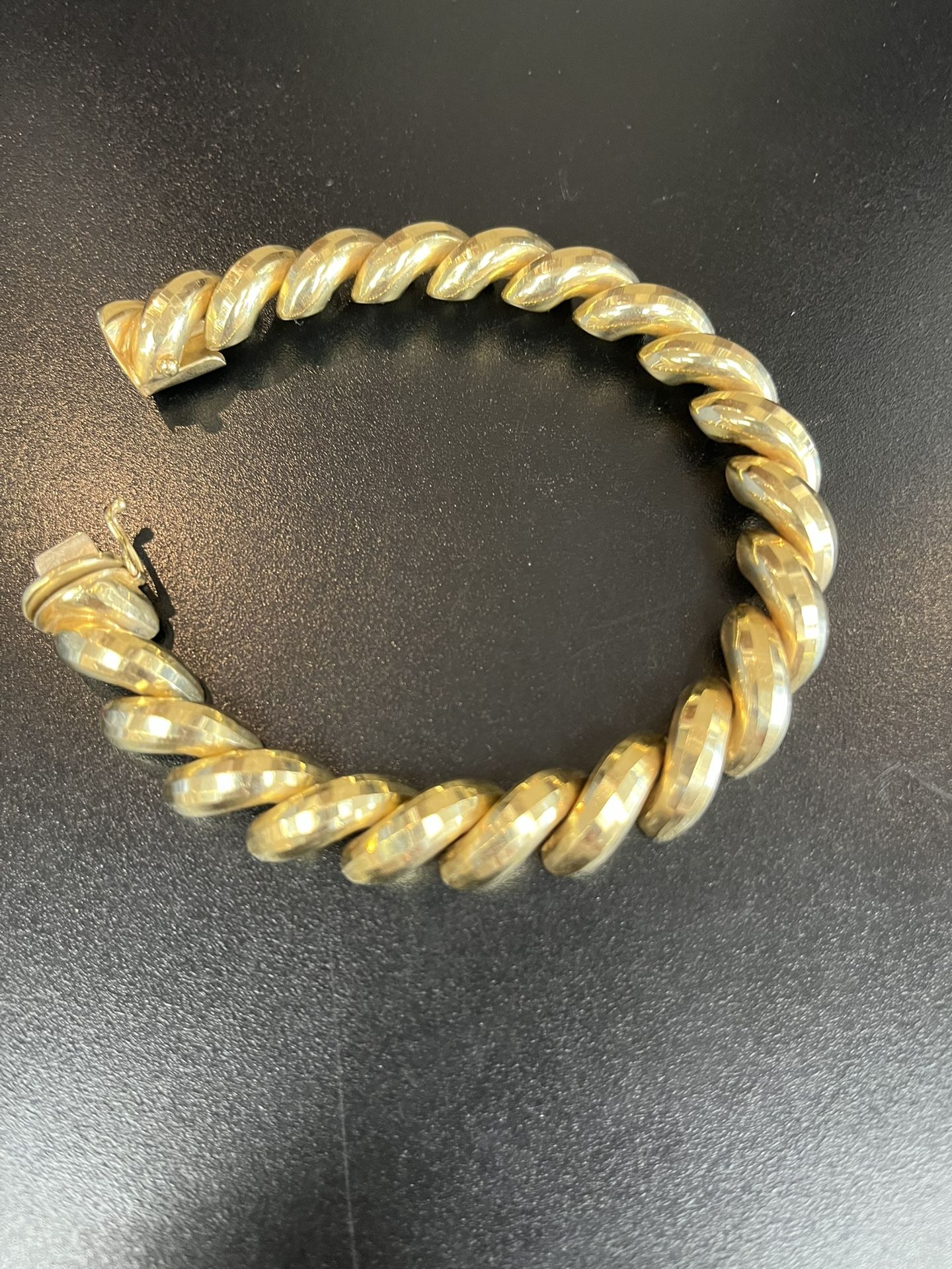 14k Bracelets 27g