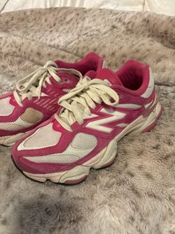 Nike new balance pink