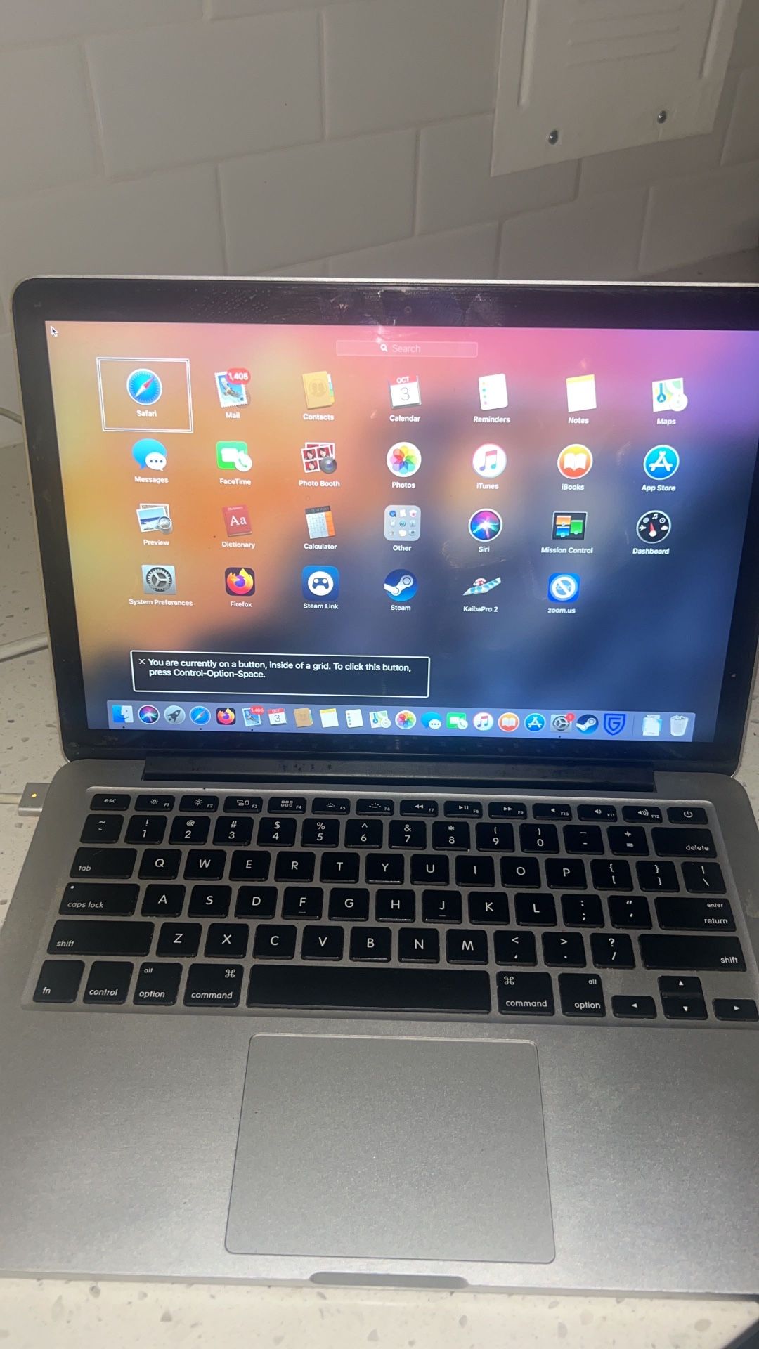 2011 Apple MacBook Pro (Read Description)