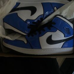 Air jordan 1 high SE ‘Signal blue 
