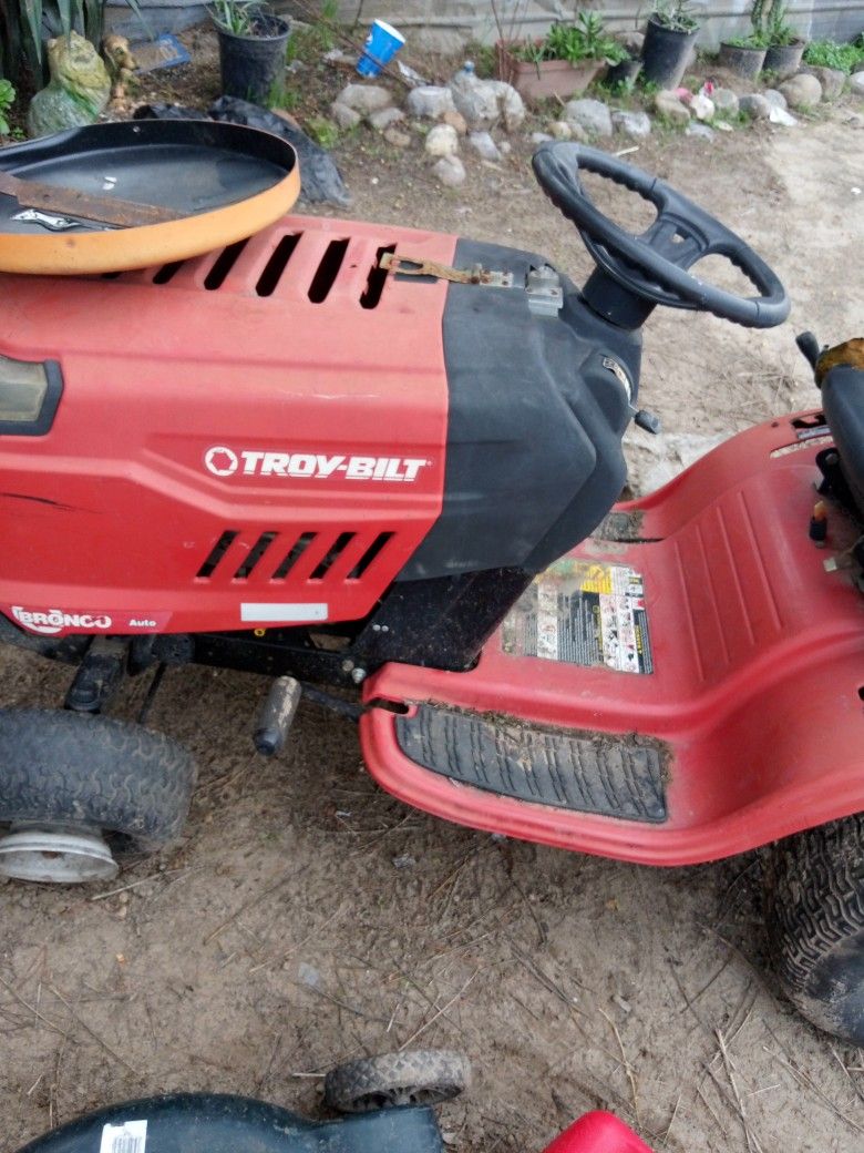 Troy-Bilt Lawn Mower