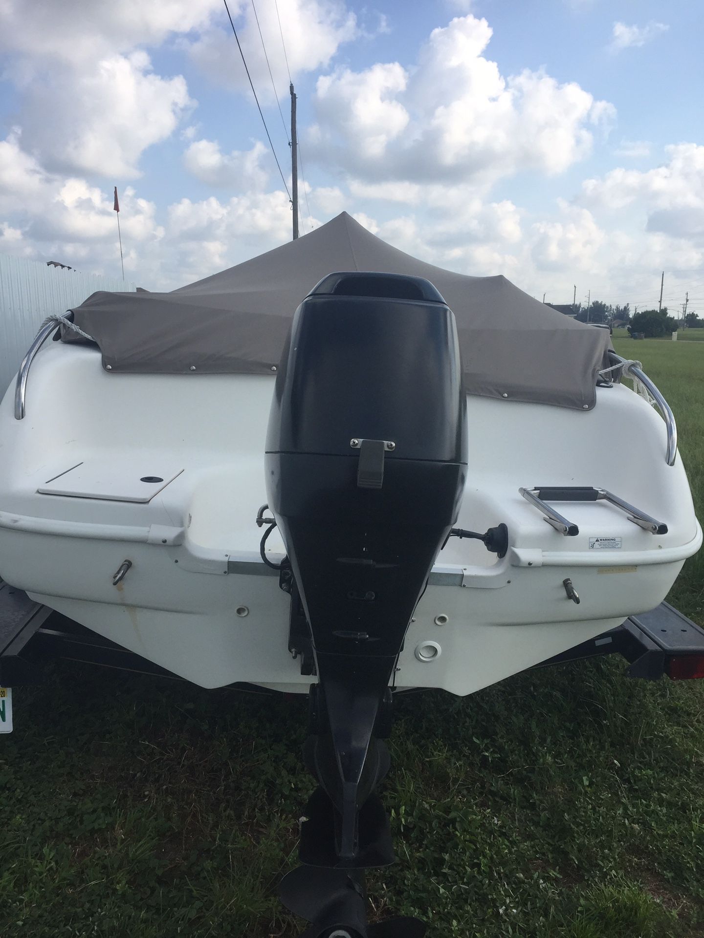 2004 hurricane deck boat GODFREY 17 ft for Sale in Cape Coral, FL OfferUp